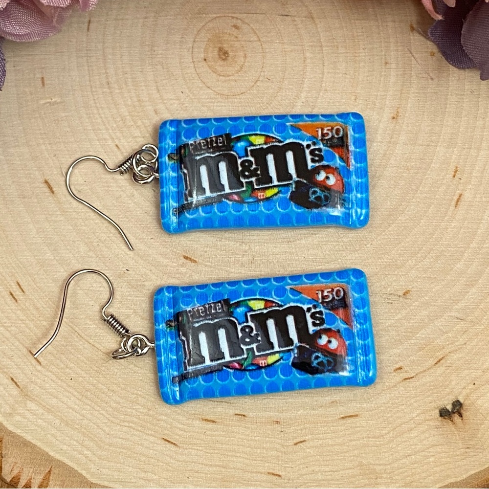 Whimsical Pretzel M&M Chocolate Candy Earrings - Picture 6 of 10